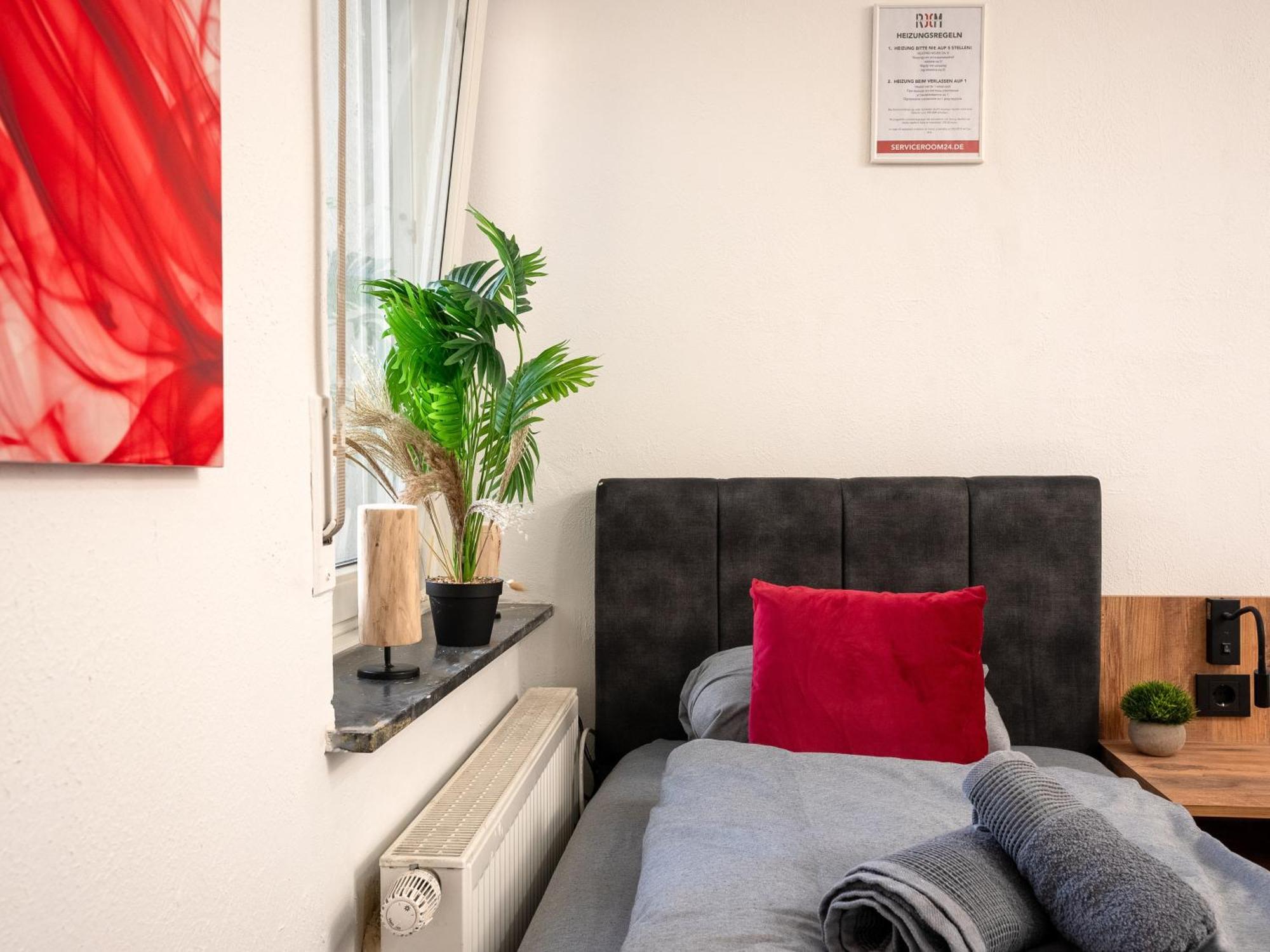 Serviceroom24 - Apartment 4 In Herten Wlan - Smart-Tv - 24-7 Check-In Und Kueche Eksteriør billede