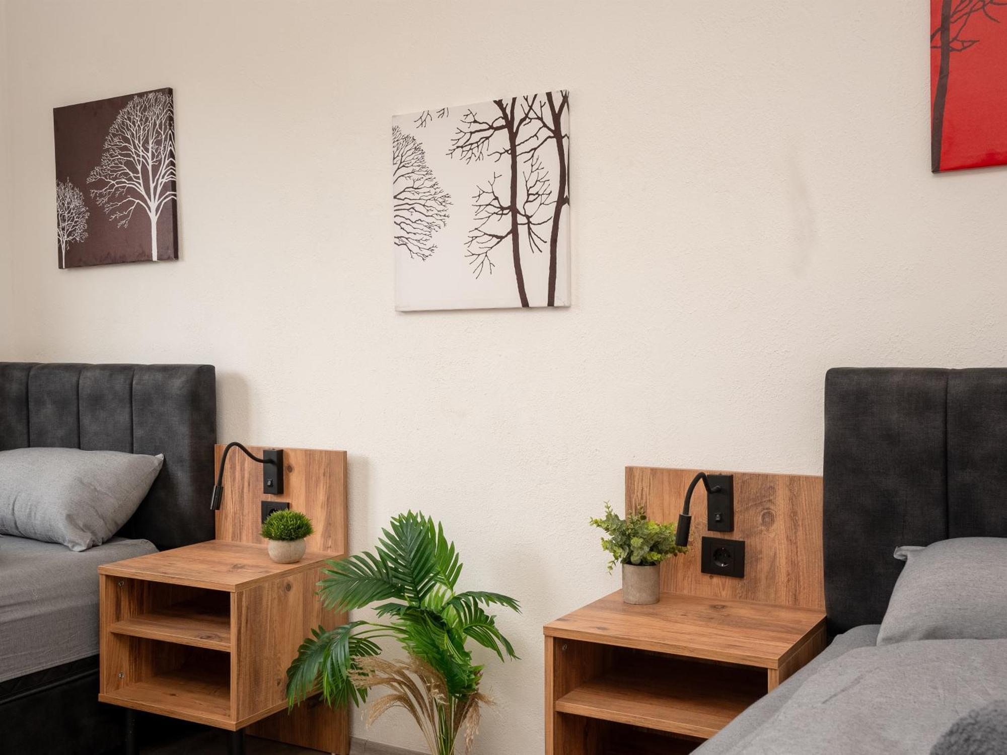 Serviceroom24 - Apartment 4 In Herten Wlan - Smart-Tv - 24-7 Check-In Und Kueche Eksteriør billede