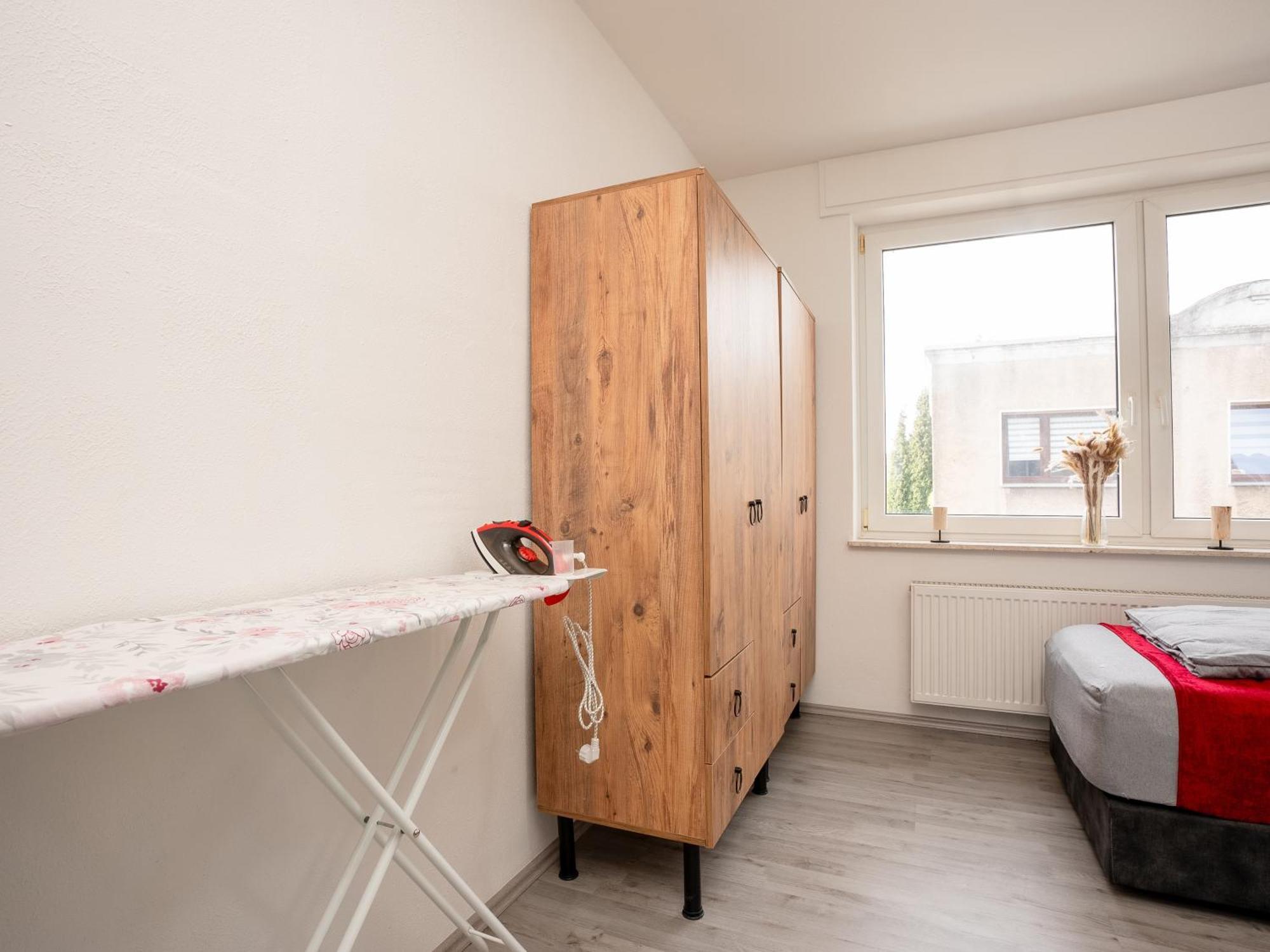Serviceroom24 - Apartment 4 In Herten Wlan - Smart-Tv - 24-7 Check-In Und Kueche Eksteriør billede